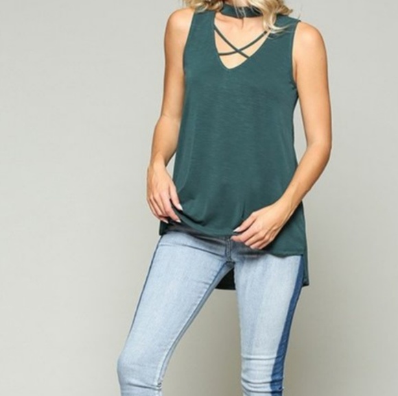 FINAL SALE 🆕🌿CRISS CROSS HALTER TOP🌿 - Picture 3 of 9